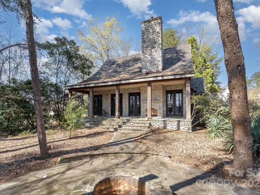 20711 Bethel Church Road, Cornelius, NC 28031.  MLS# CAR4225782, YatesRealty ID 5586. 