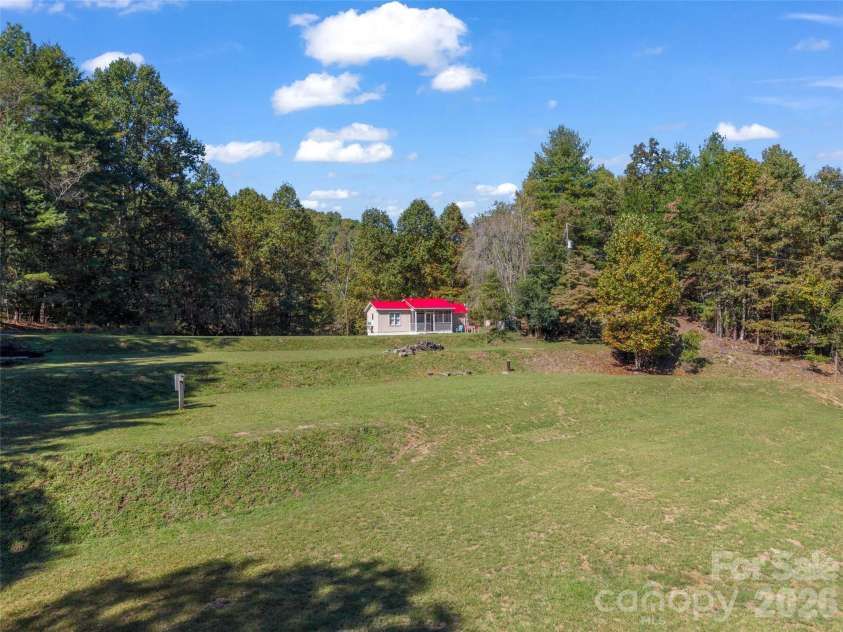 468 Willow Springs Cove, Hendersonville, NC 28739.  MLS# CAR4432983, YatesRealty ID 55860. 