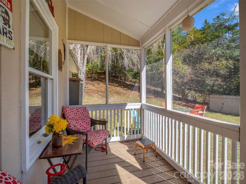 468 Willow Springs Cove, Hendersonville, NC 28739.  MLS# CAR4432983, YatesRealty ID 55860. 