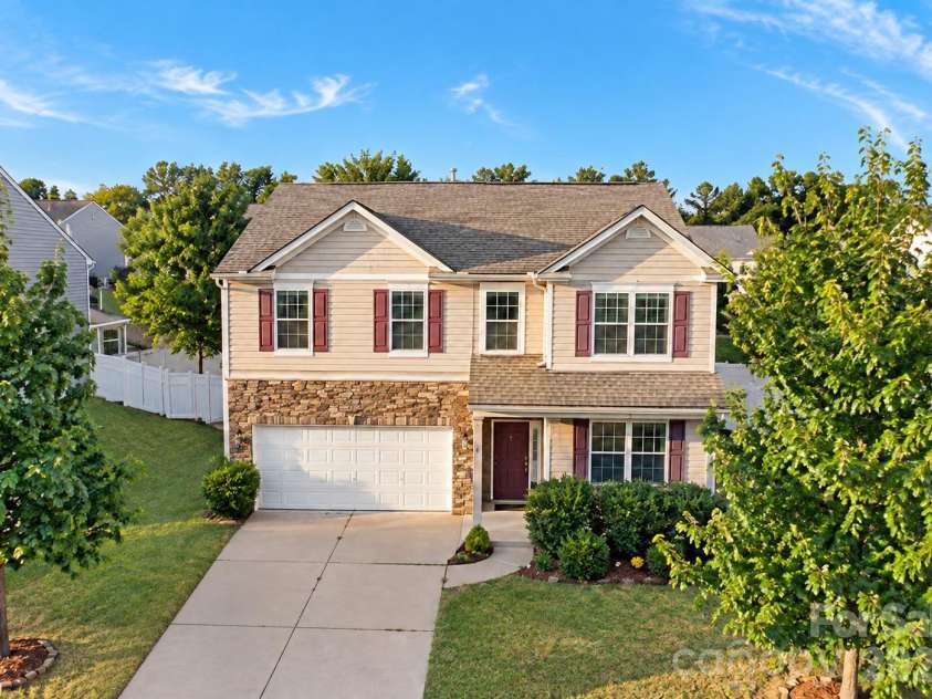 239 Keating Place Drive, Fort Mill, SC 29708.  MLS# CAR4429689, YatesRealty ID 55861. 
