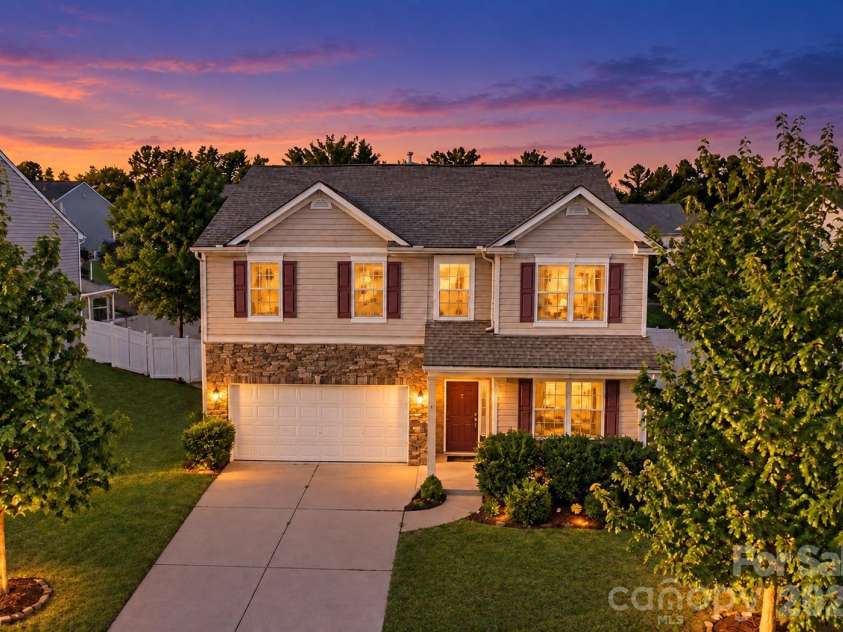 239 Keating Place Drive, Fort Mill, SC 29708.  MLS# CAR4429689, YatesRealty ID 55861. 