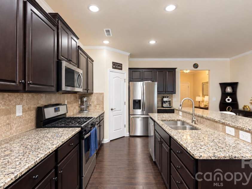 239 Keating Place Drive, Fort Mill, SC 29708.  MLS# CAR4429689, YatesRealty ID 55861. 