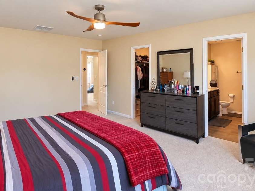 239 Keating Place Drive, Fort Mill, SC 29708.  MLS# CAR4429689, YatesRealty ID 55861. 