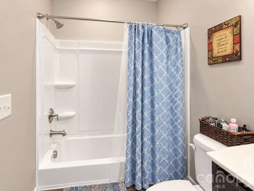 239 Keating Place Drive, Fort Mill, SC 29708.  MLS# CAR4429689, YatesRealty ID 55861. 