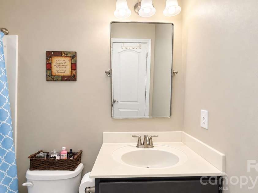 239 Keating Place Drive, Fort Mill, SC 29708.  MLS# CAR4429689, YatesRealty ID 55861. 