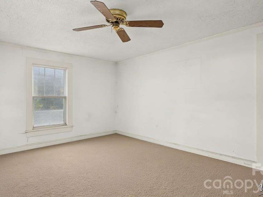 515 Torbush Drive, Salisbury, NC 28144.  MLS# CAR4432542, YatesRealty ID 55864. 