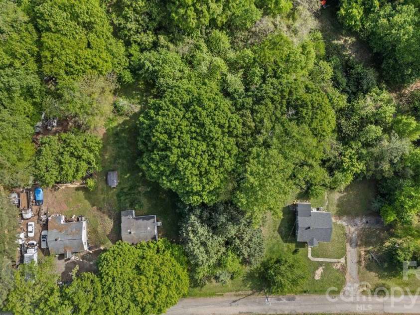 515 Torbush Drive, Salisbury, NC 28144.  MLS# CAR4432542, YatesRealty ID 55864. 