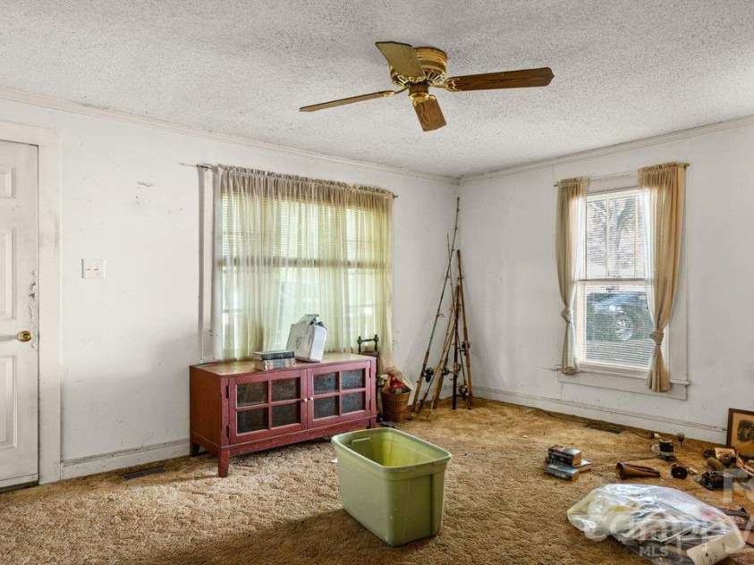 515 Torbush Drive, Salisbury, NC 28144.  MLS# CAR4432542, YatesRealty ID 55864. 