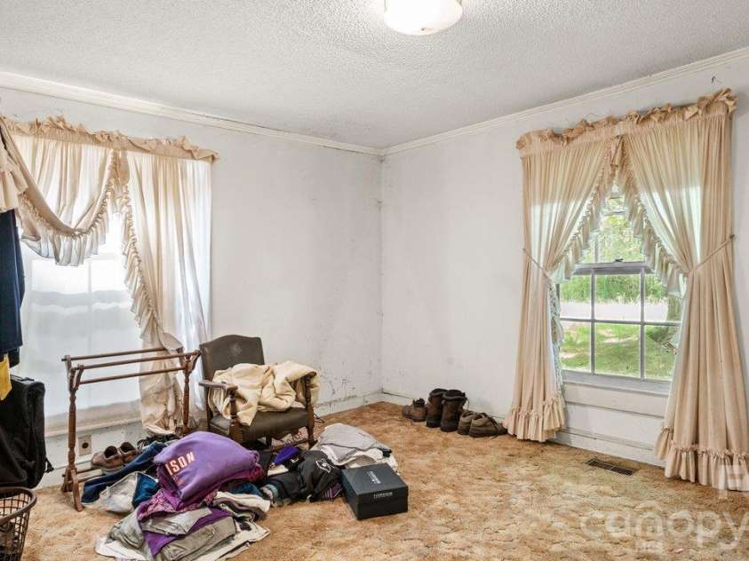 515 Torbush Drive, Salisbury, NC 28144.  MLS# CAR4432542, YatesRealty ID 55864. 