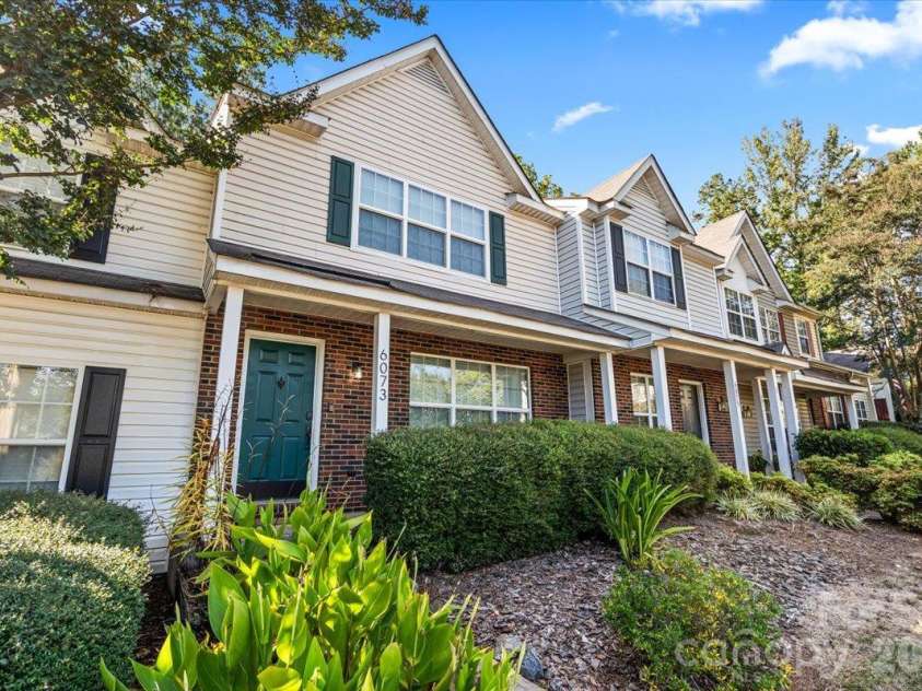 6073 Cougar Lane, Charlotte, NC 28269.  MLS# CAR4432079, YatesRealty ID 55865. 