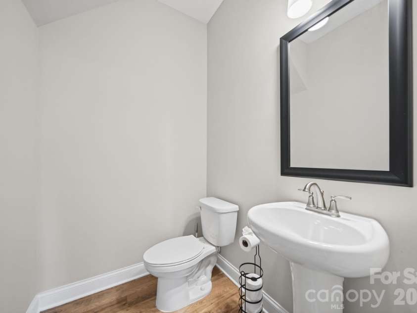 270 Gilead Road, Huntersville, NC 28078.  MLS# CAR4433092, YatesRealty ID 55869. 