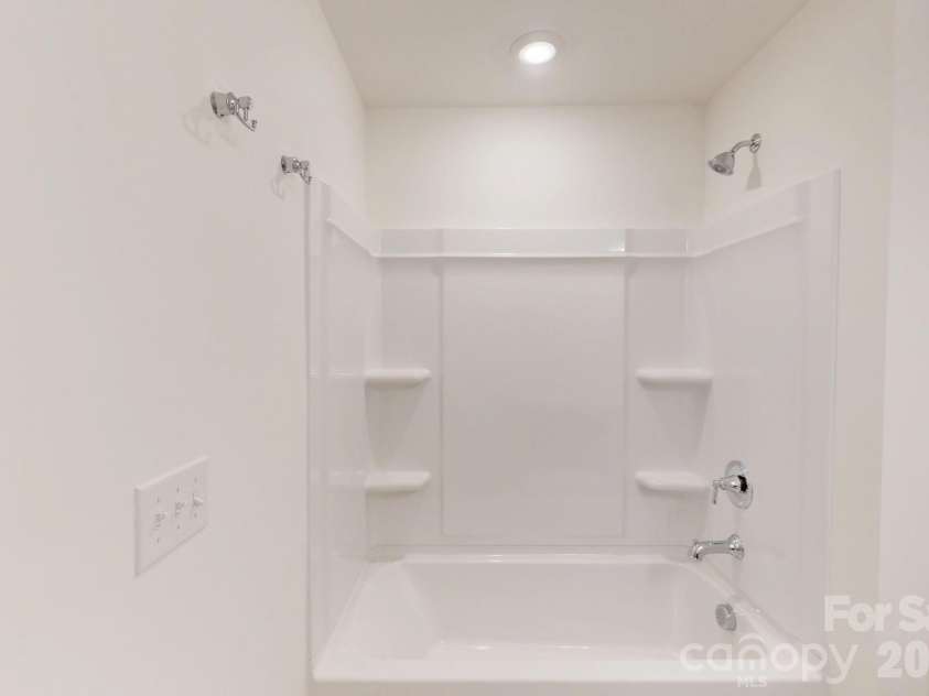 816 Earhart Street, Concord, NC 28027.  MLS# CAR4345163, YatesRealty ID 5587. Secondary bathroom