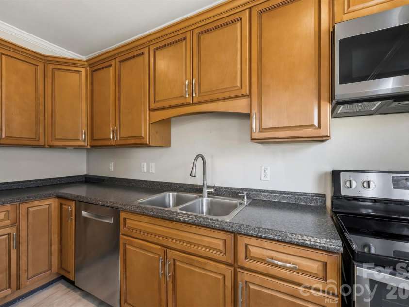1501 Perfection Avenue, Belmont, NC 28012.  MLS# CAR4432644, YatesRealty ID 55871. 
