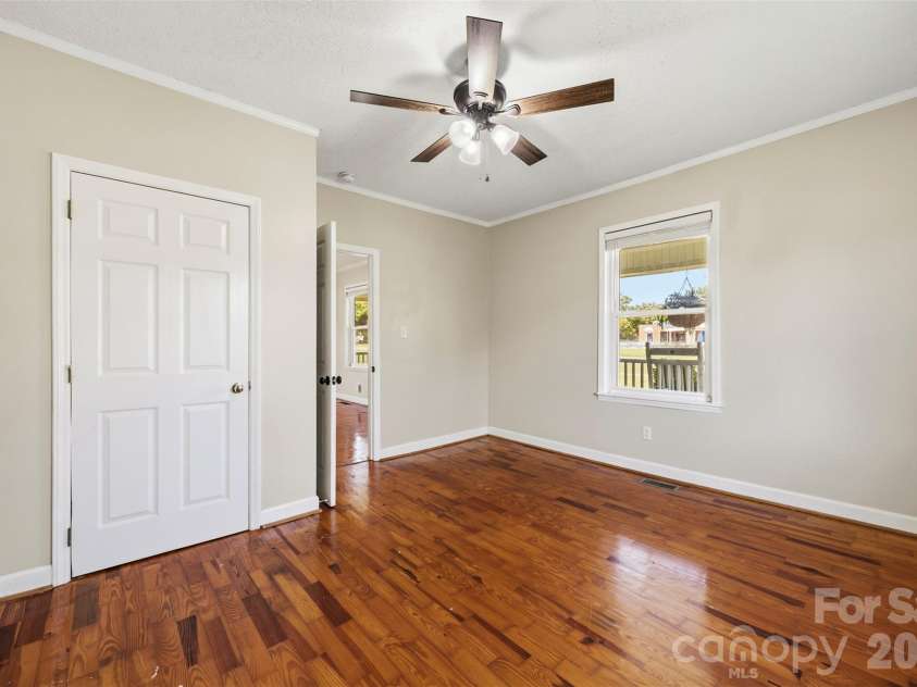 1501 Perfection Avenue, Belmont, NC 28012.  MLS# CAR4432644, YatesRealty ID 55871. 