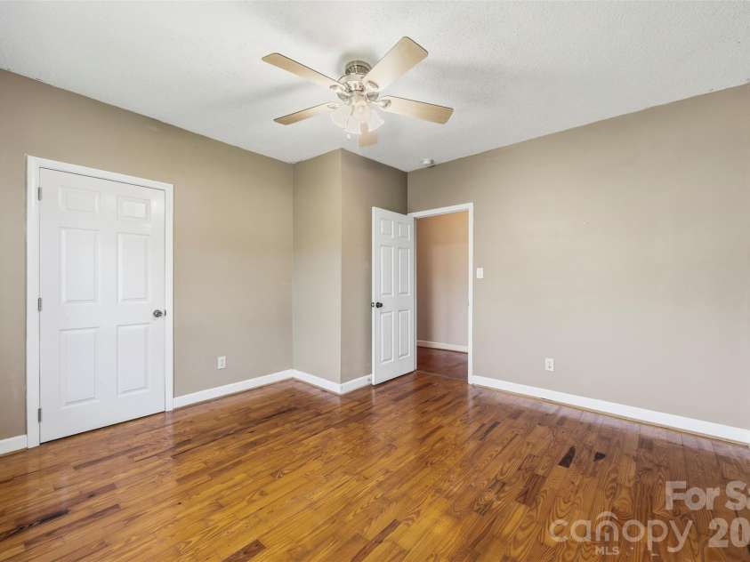 1501 Perfection Avenue, Belmont, NC 28012.  MLS# CAR4432644, YatesRealty ID 55871. 