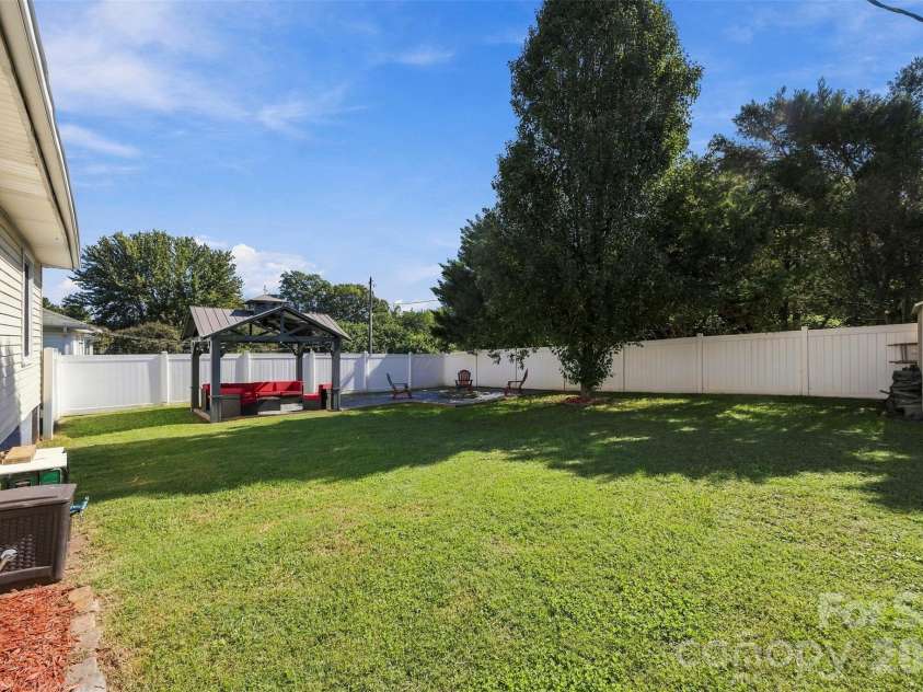1501 Perfection Avenue, Belmont, NC 28012.  MLS# CAR4432644, YatesRealty ID 55871. 