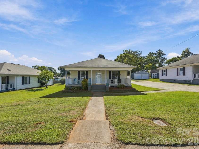 1501 Perfection Avenue, Belmont, NC 28012.  MLS# CAR4432644, YatesRealty ID 55871. 