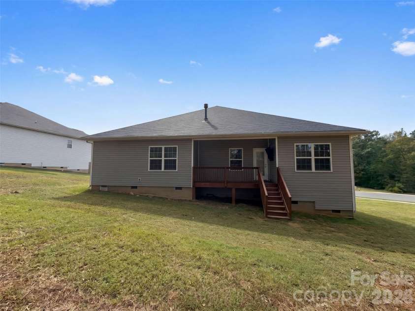 225 Jaida Lane, Oakboro, NC 28129.  MLS# CAR4433206, YatesRealty ID 55872. 