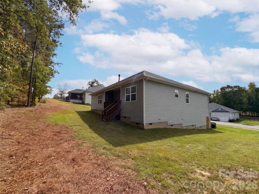 225 Jaida Lane, Oakboro, NC 28129.  MLS# CAR4433206, YatesRealty ID 55872. 
