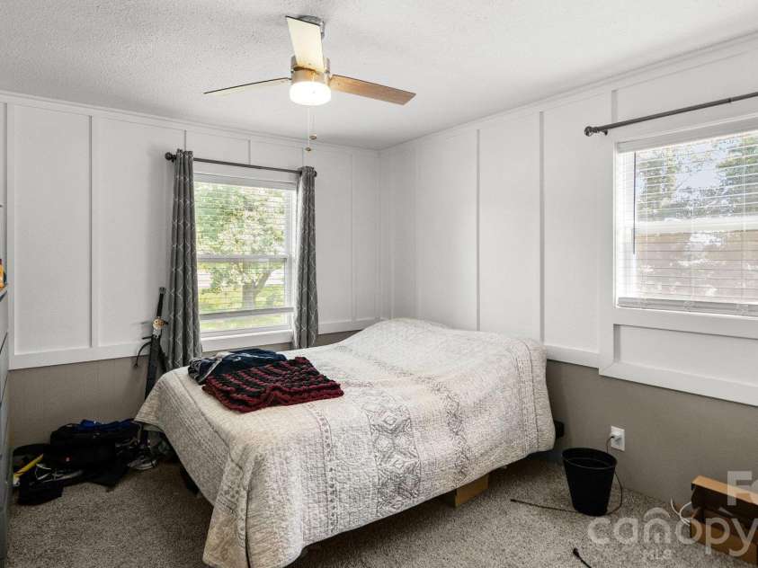1476 Charlotte Highway, Mooresville, NC 28115.  MLS# CAR4419978, YatesRealty ID 55873. 