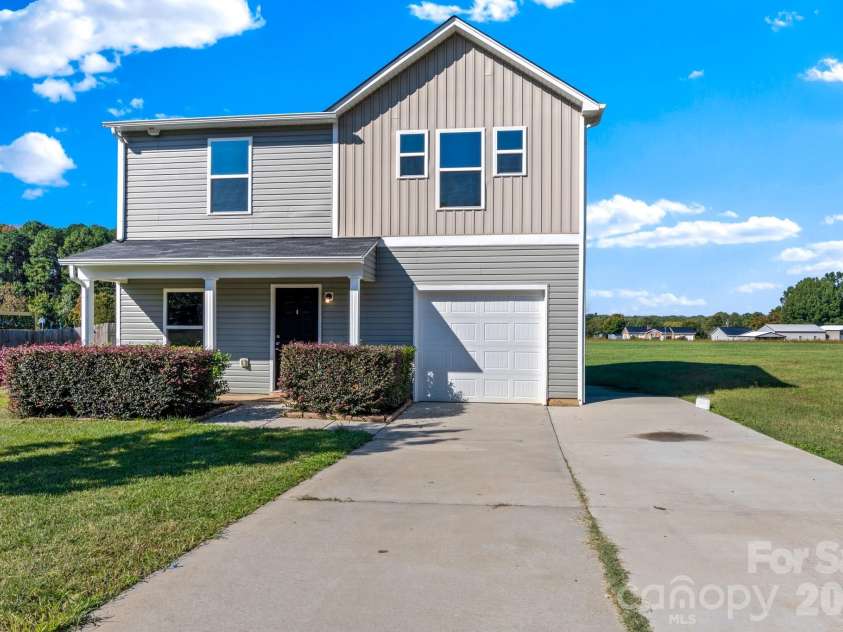 150 Stewart Road, Winston Salem, NC 27107.  MLS# CAR4432731, YatesRealty ID 55881. 
