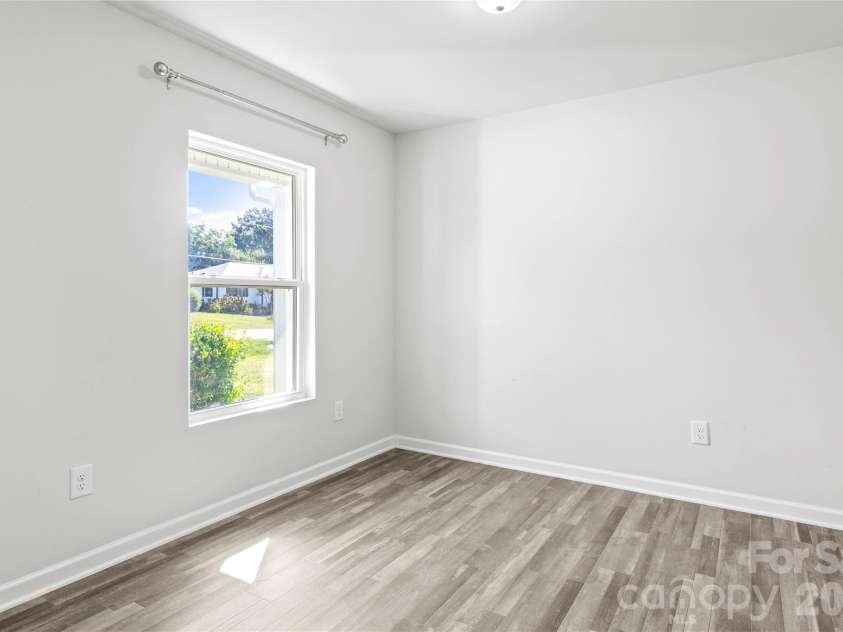 150 Stewart Road, Winston Salem, NC 27107.  MLS# CAR4432731, YatesRealty ID 55881. 