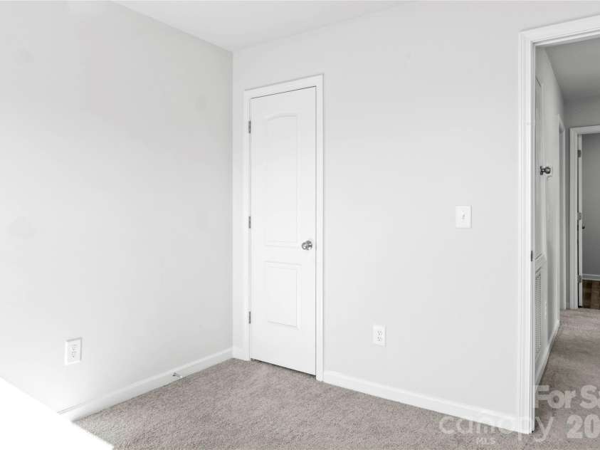 150 Stewart Road, Winston Salem, NC 27107.  MLS# CAR4432731, YatesRealty ID 55881. 