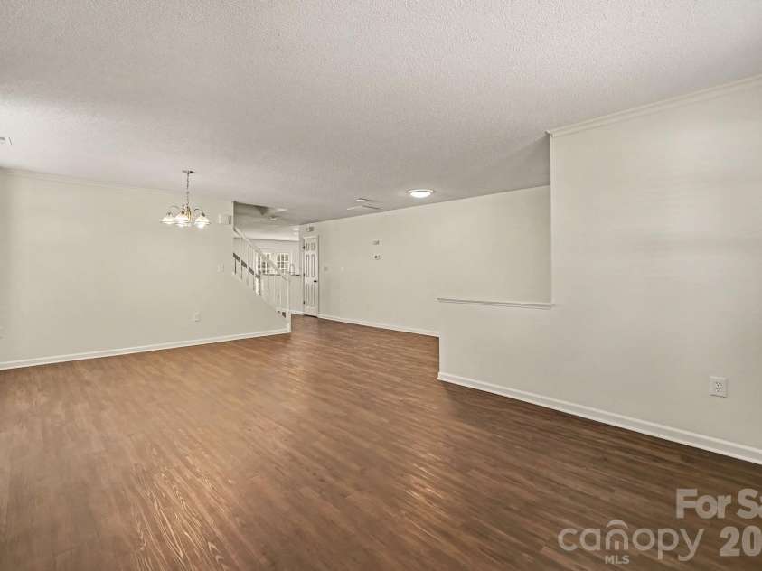 2410 Highland Park Drive, Charlotte, NC 28269.  MLS# CAR4432939, YatesRealty ID 55884. 
