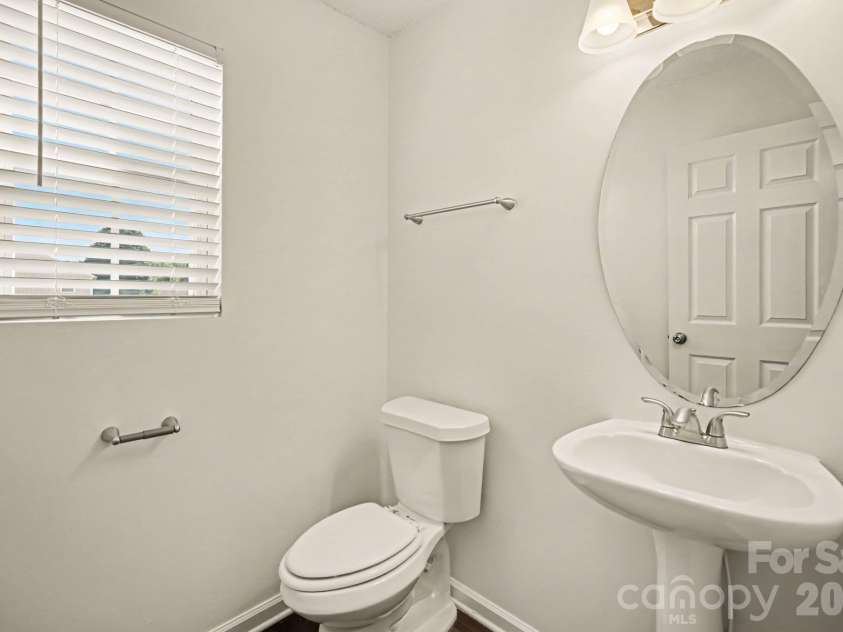 2410 Highland Park Drive, Charlotte, NC 28269.  MLS# CAR4432939, YatesRealty ID 55884. 