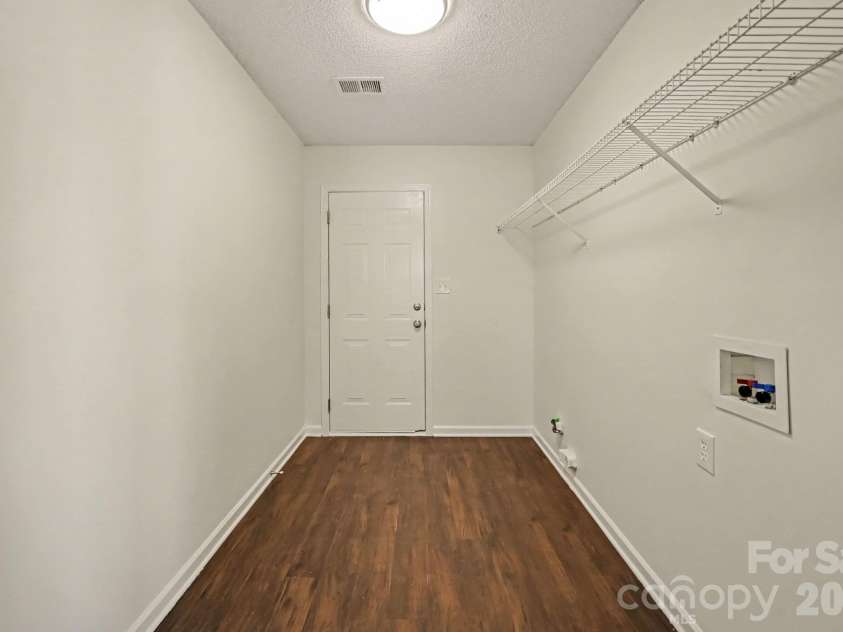 2410 Highland Park Drive, Charlotte, NC 28269.  MLS# CAR4432939, YatesRealty ID 55884. 