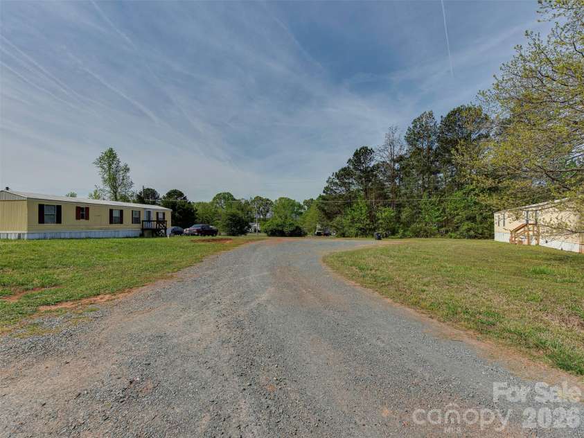 1717 Roscoe Howey Road, Waxhaw, NC 28173.  MLS# CAR4367822, YatesRealty ID 55885. 