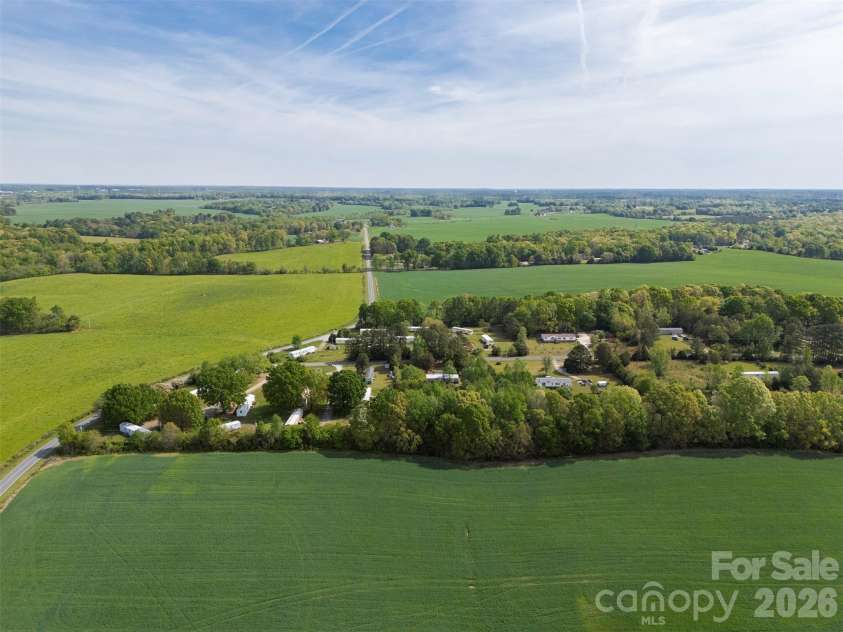 1717 Roscoe Howey Road, Waxhaw, NC 28173.  MLS# CAR4367822, YatesRealty ID 55885. 