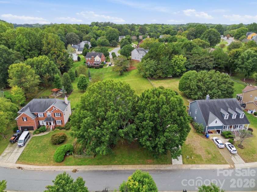 166 Castles Gate Drive, Mooresville, NC 28117.  MLS# CAR4433227, YatesRealty ID 55892. 