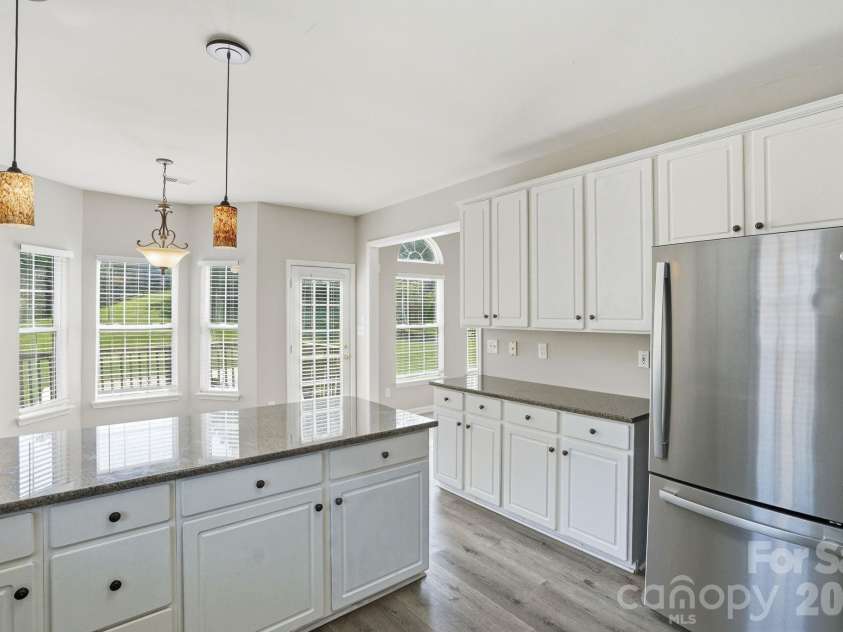 166 Castles Gate Drive, Mooresville, NC 28117.  MLS# CAR4433227, YatesRealty ID 55892. 