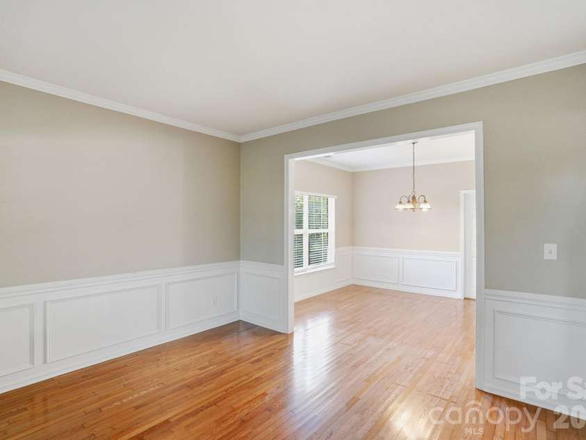 166 Castles Gate Drive, Mooresville, NC 28117.  MLS# CAR4433227, YatesRealty ID 55892. 