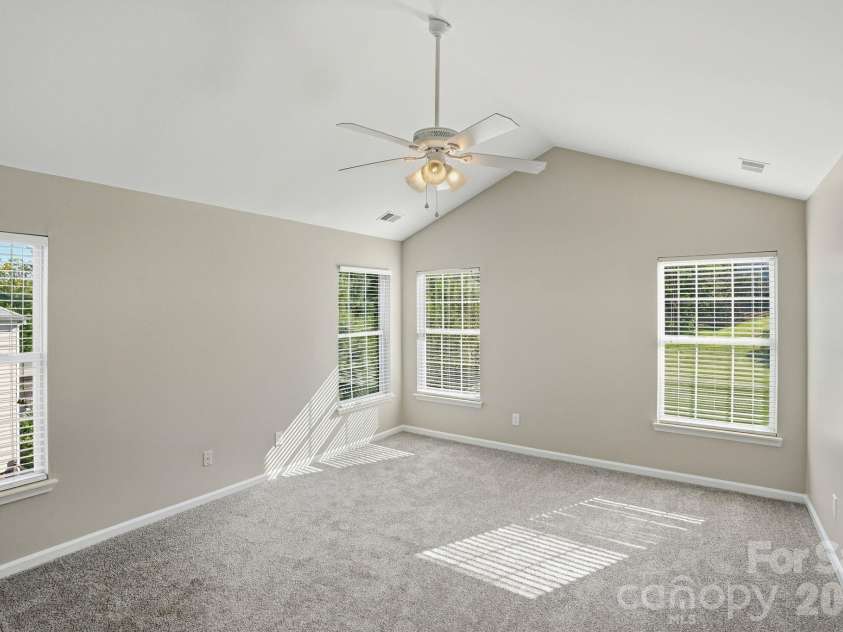 166 Castles Gate Drive, Mooresville, NC 28117.  MLS# CAR4433227, YatesRealty ID 55892. 