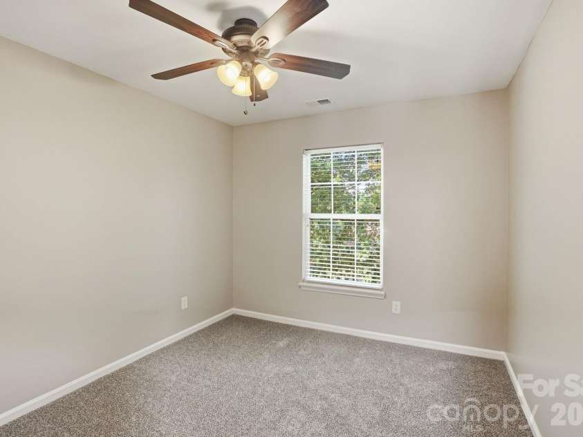 166 Castles Gate Drive, Mooresville, NC 28117.  MLS# CAR4433227, YatesRealty ID 55892. 