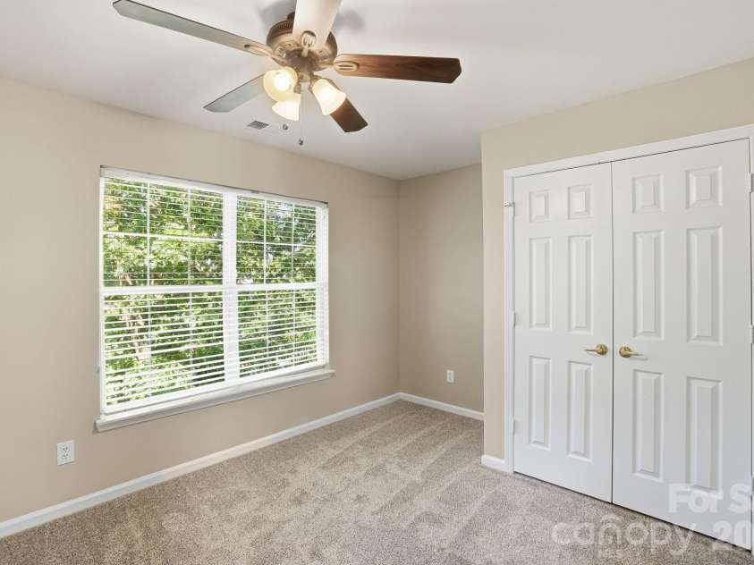 166 Castles Gate Drive, Mooresville, NC 28117.  MLS# CAR4433227, YatesRealty ID 55892. 