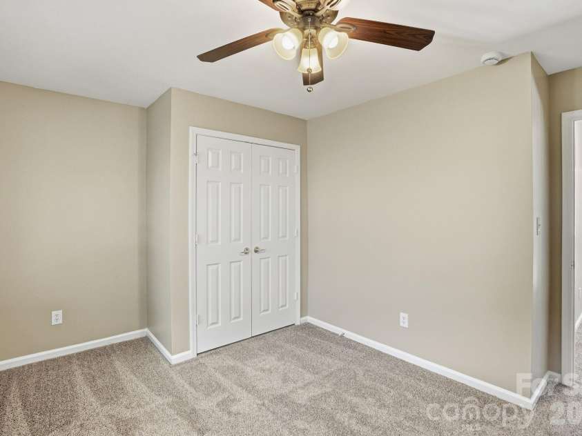 166 Castles Gate Drive, Mooresville, NC 28117.  MLS# CAR4433227, YatesRealty ID 55892. 