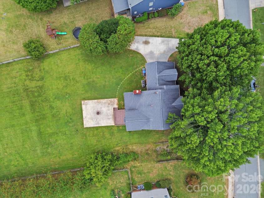 166 Castles Gate Drive, Mooresville, NC 28117.  MLS# CAR4433227, YatesRealty ID 55892. 