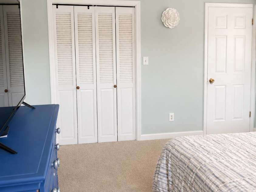 529 Carolina Avenue, Statesville, NC 28677.  MLS# CAR4432458, YatesRealty ID 55893. 