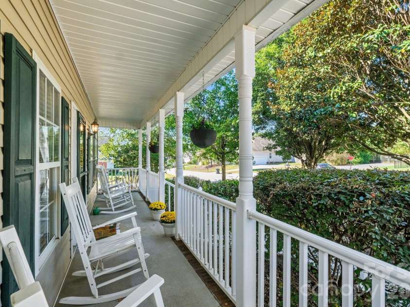 2795 Island Point Drive, Concord, NC 28027.  MLS# CAR4433139, YatesRealty ID 55894. 