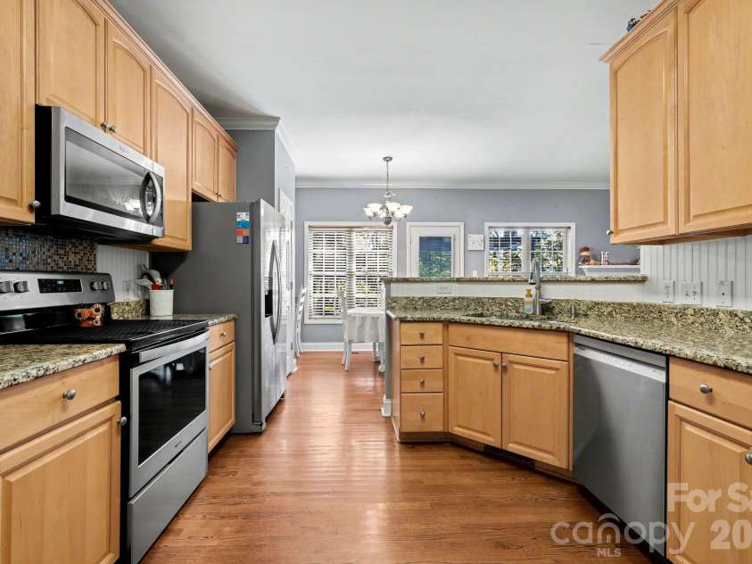 2795 Island Point Drive, Concord, NC 28027.  MLS# CAR4433139, YatesRealty ID 55894. 