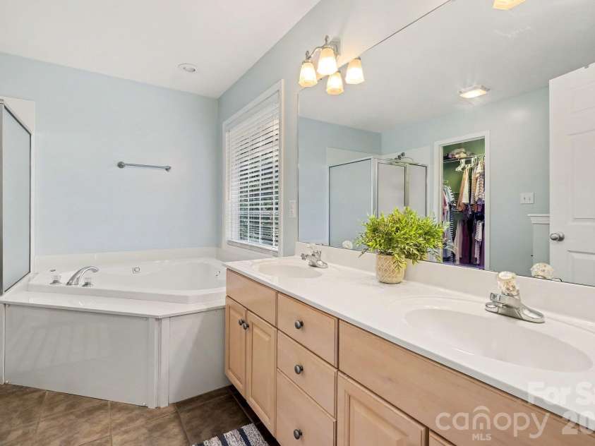 2795 Island Point Drive, Concord, NC 28027.  MLS# CAR4433139, YatesRealty ID 55894. 