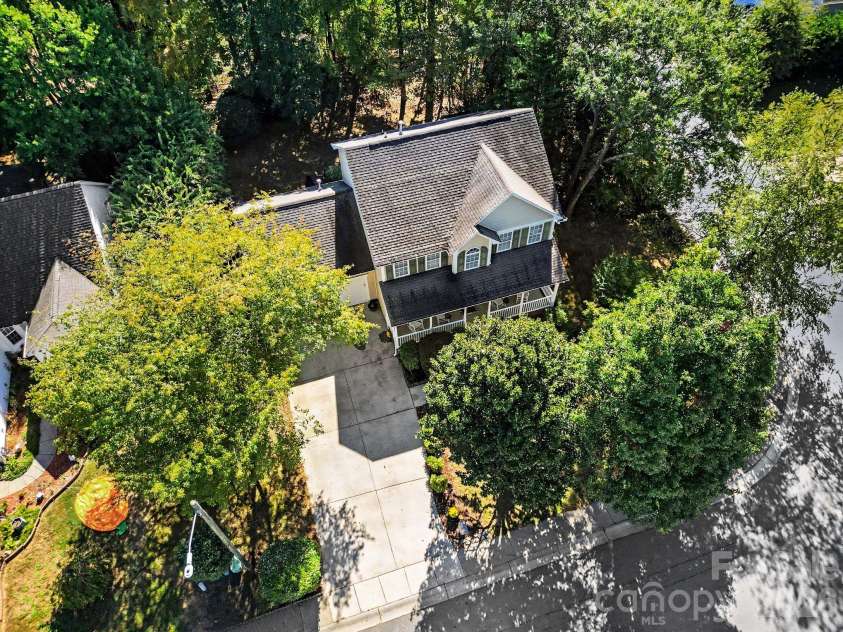 2795 Island Point Drive, Concord, NC 28027.  MLS# CAR4433139, YatesRealty ID 55894. 