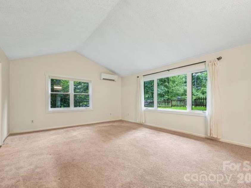 94 West Ridge Road, Mars Hill, NC 28754.  MLS# CAR4433127, YatesRealty ID 55895. 