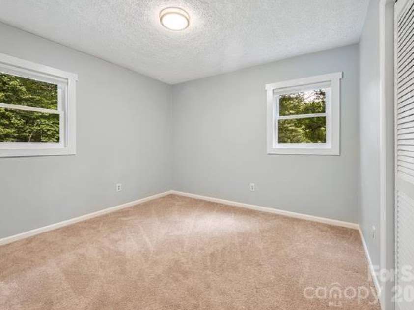 94 West Ridge Road, Mars Hill, NC 28754.  MLS# CAR4433127, YatesRealty ID 55895. 