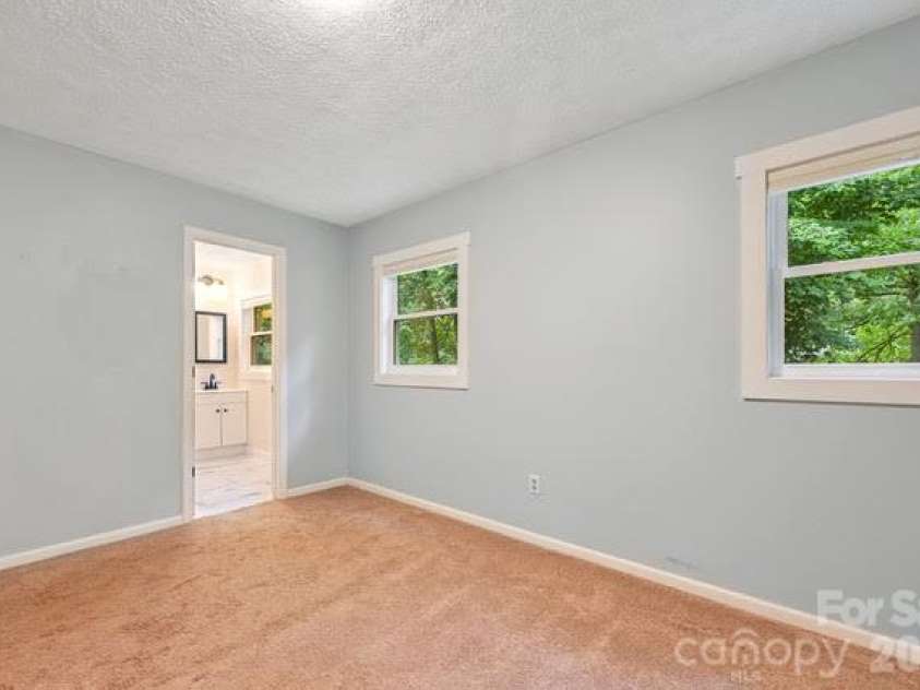 94 West Ridge Road, Mars Hill, NC 28754.  MLS# CAR4433127, YatesRealty ID 55895. 