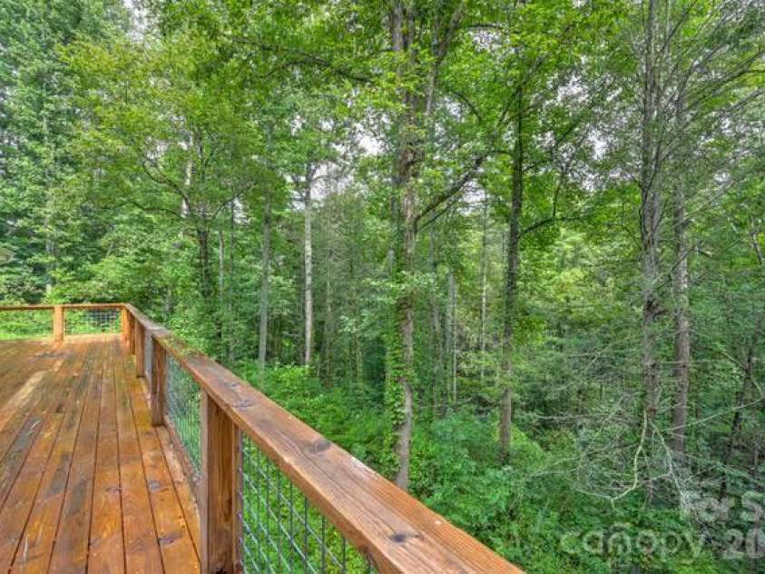 94 West Ridge Road, Mars Hill, NC 28754.  MLS# CAR4433127, YatesRealty ID 55895. 
