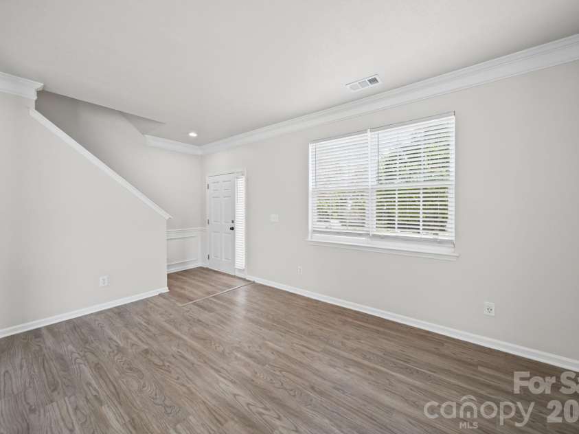 13913 Sugar Oats Lane, Charlotte, NC 28213.  MLS# CAR4431529, YatesRealty ID 55896. 